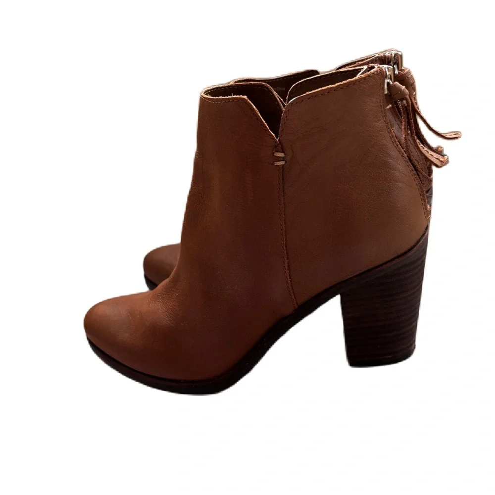 BP Jett Cognac Leather Brown Ankle Boots Block High Heel Boot Size 9 BP. Booties